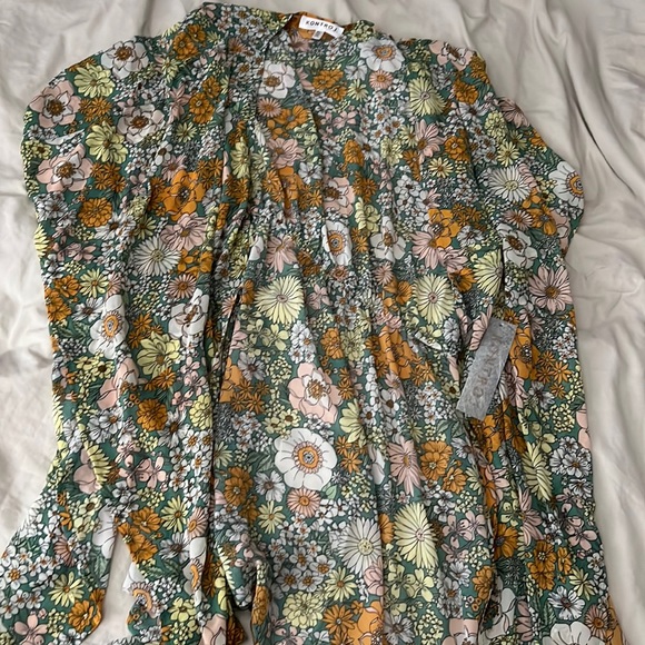 kontrol Tops - KONTROL floral kimono